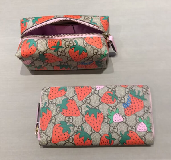 オンライン限定 グッチ 苺 コピー GGコスメティックケース 576217 GZRAT 8483